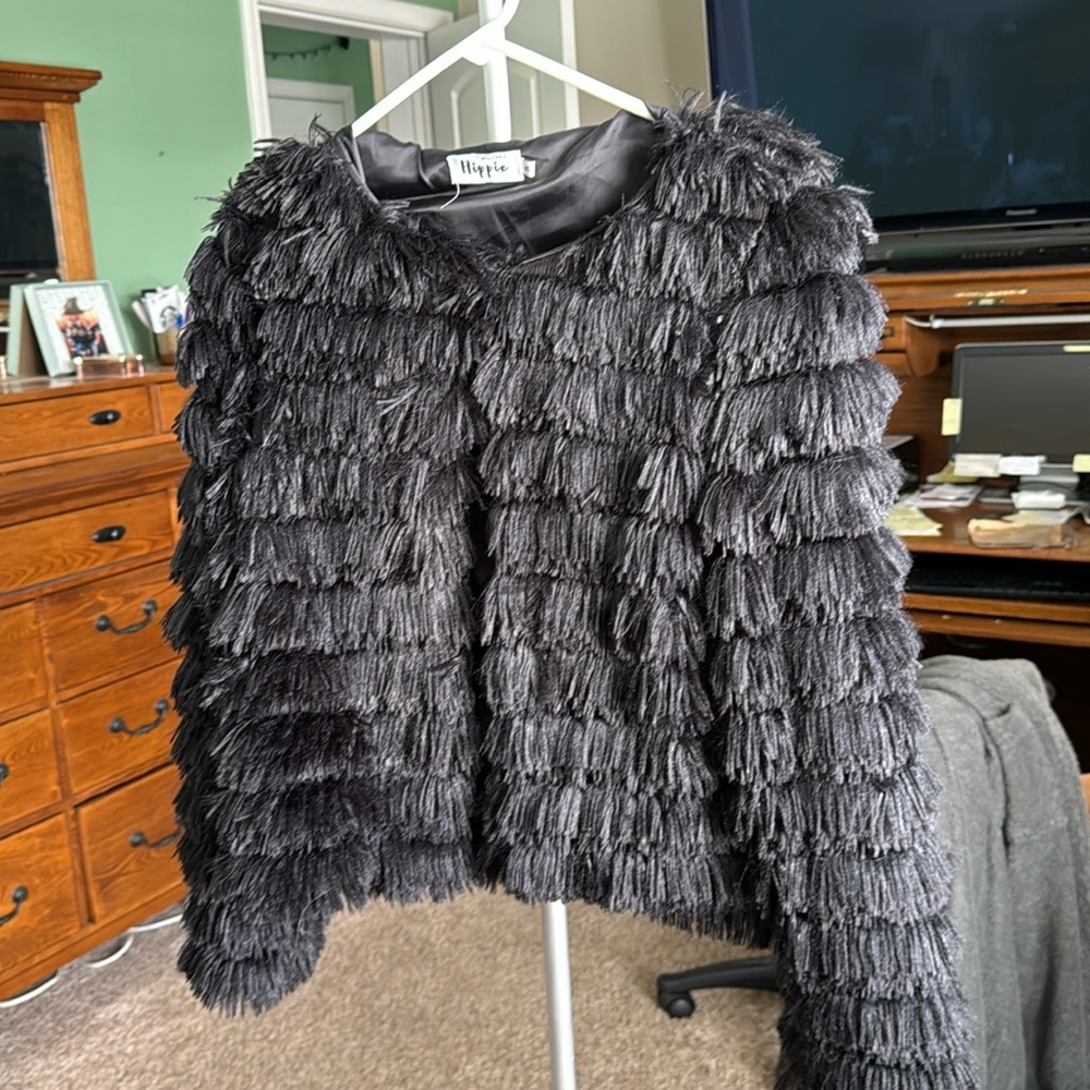 Faux fur LIGHT WEIGHT black jacket